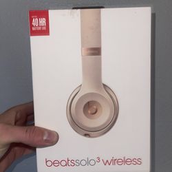 Matte Gold - Beats By Dre - Solo 3 Wireless Headphones