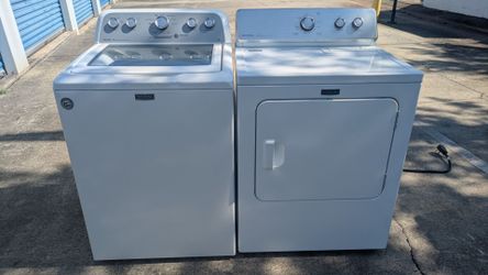 Maytag washer and dryer set 300$