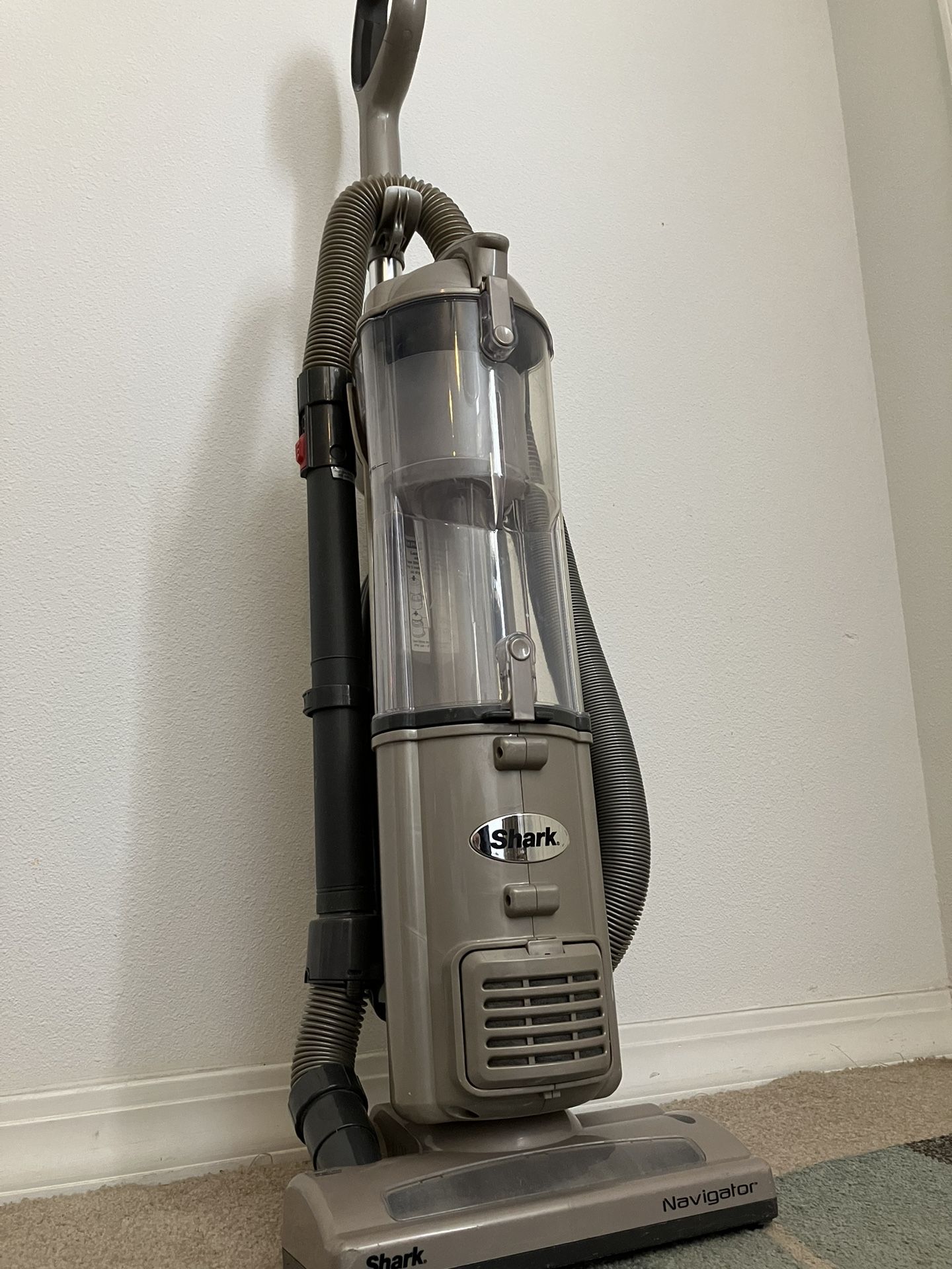 Shark Navigator Vacuum for Sale in Boise, ID OfferUp