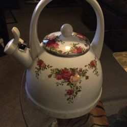 1962 Royal Albert Old Country Rose Metal Whistler Tea Pot Kettle