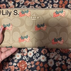 Coach Long Zip Around Wallet  In Strawberry Print 