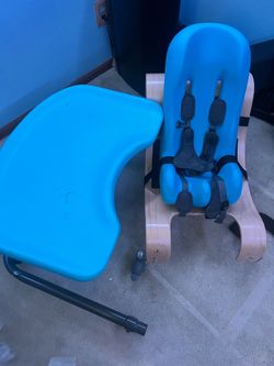 Tomato soft chair with table
