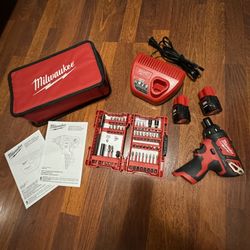Milwaukee M12 Cordless Screwdriver 