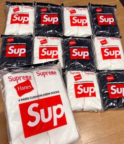 Supreme Socks