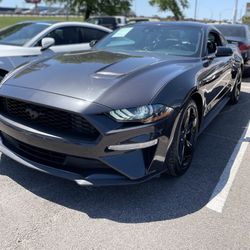 2022 Ford Mustang 