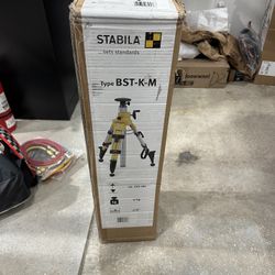 Stabila BST-K-M Heavy-Duty Construction Tripod – NEW in BOX