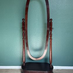 Cheval Oval Mirror With Drawer Storage