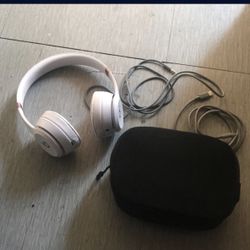 Beats Solo 4