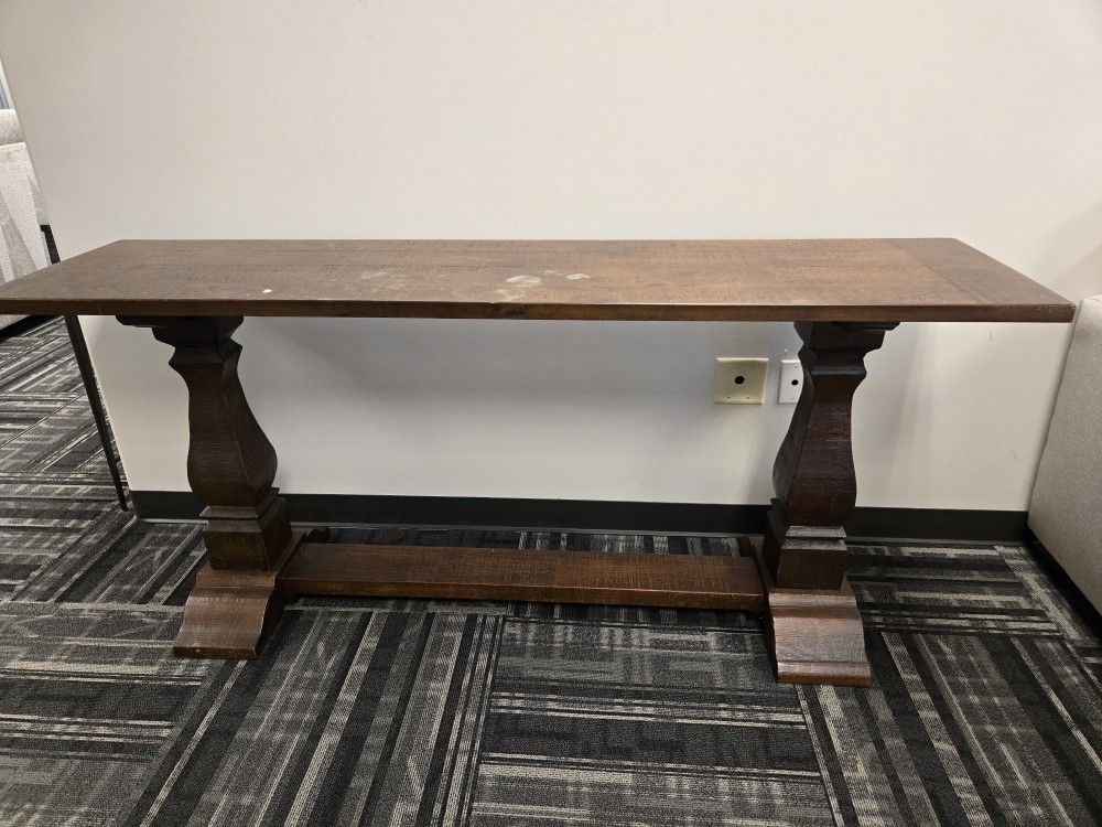 Vennilux Console Table