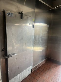 Walk In Cooler