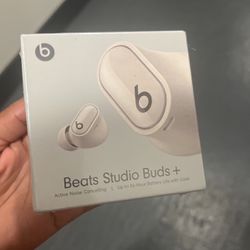Beats Studio Pro 