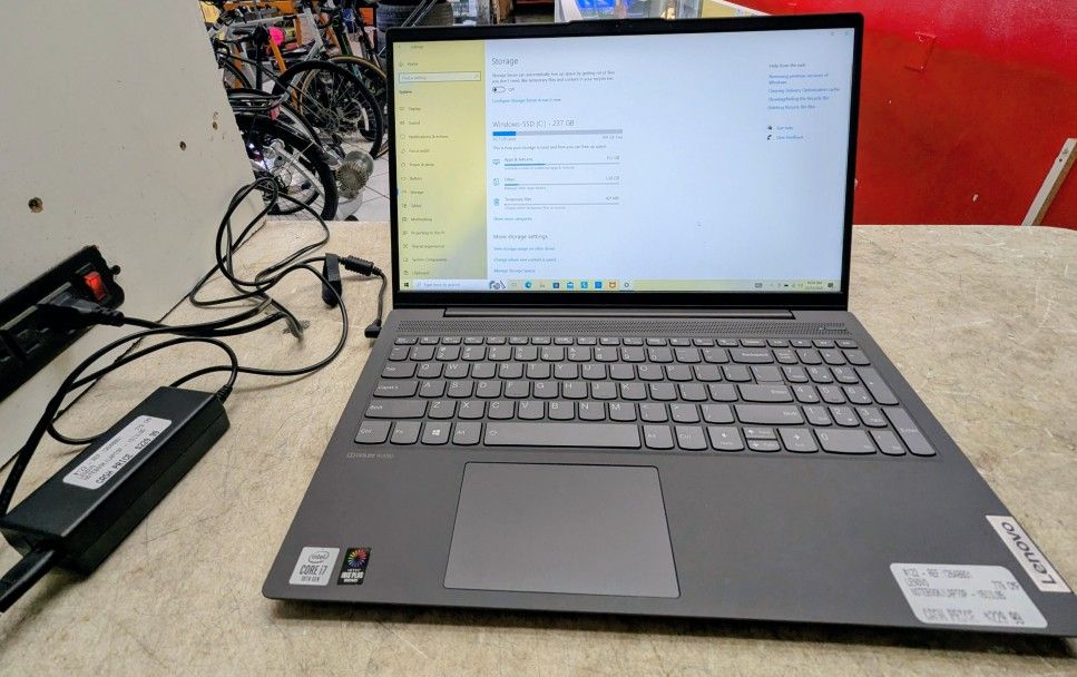 Lenovo Laptop 15IIL05