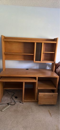 Free desk