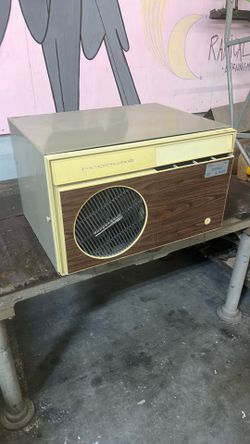 Fedders 220 volt. 9500BTU
