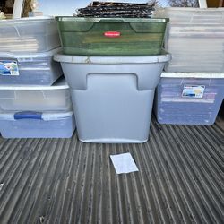 Mr Hefner Magazines Sealed Packaging And Opened $2 A Magazine Or By Tote