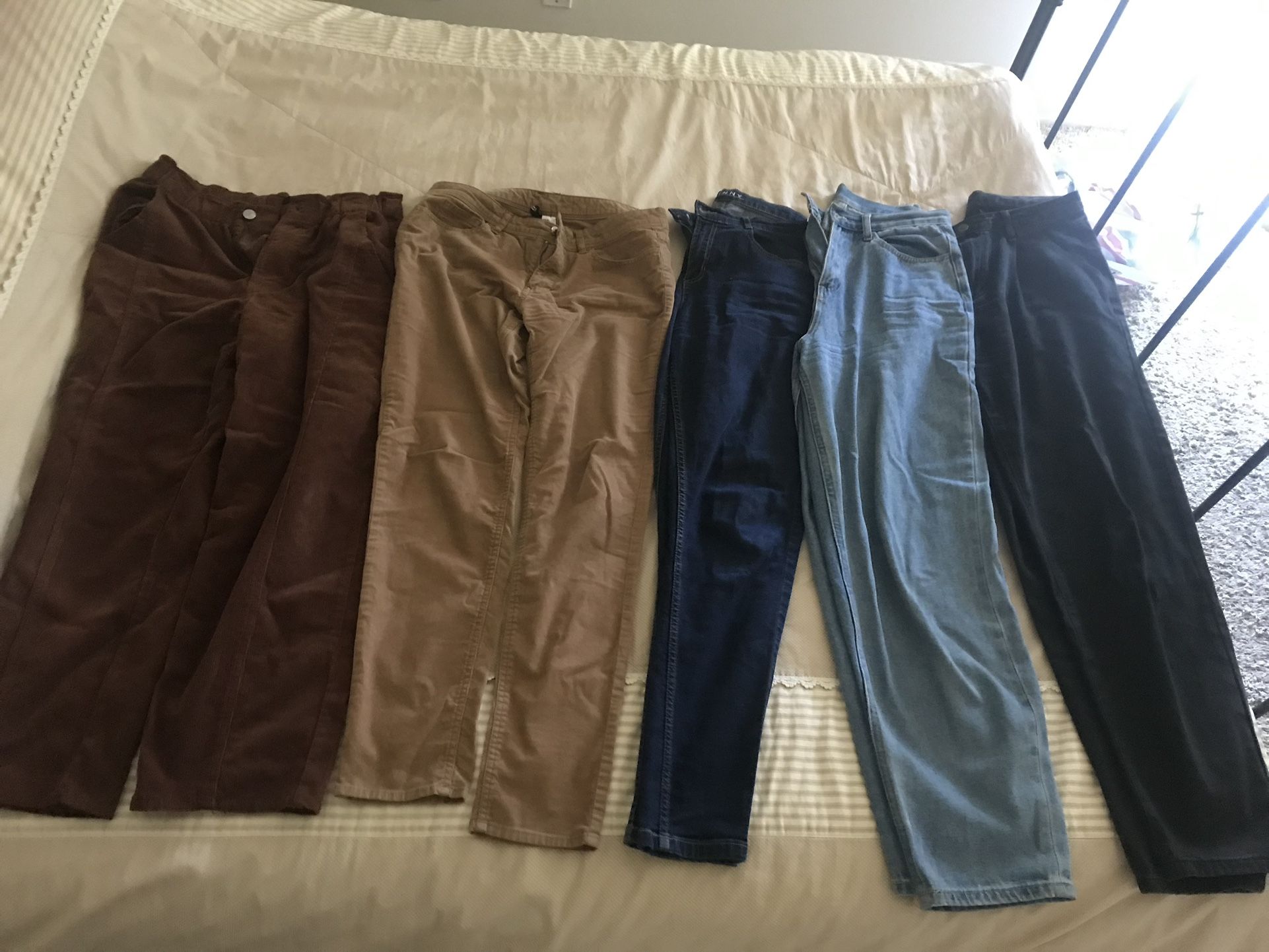 Women’s Pants 