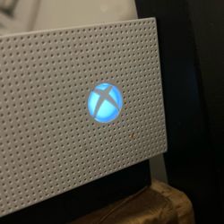 Xbox With A Lot Of Games
