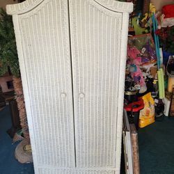 White Wicker Wardrobe And Vanity With Stool