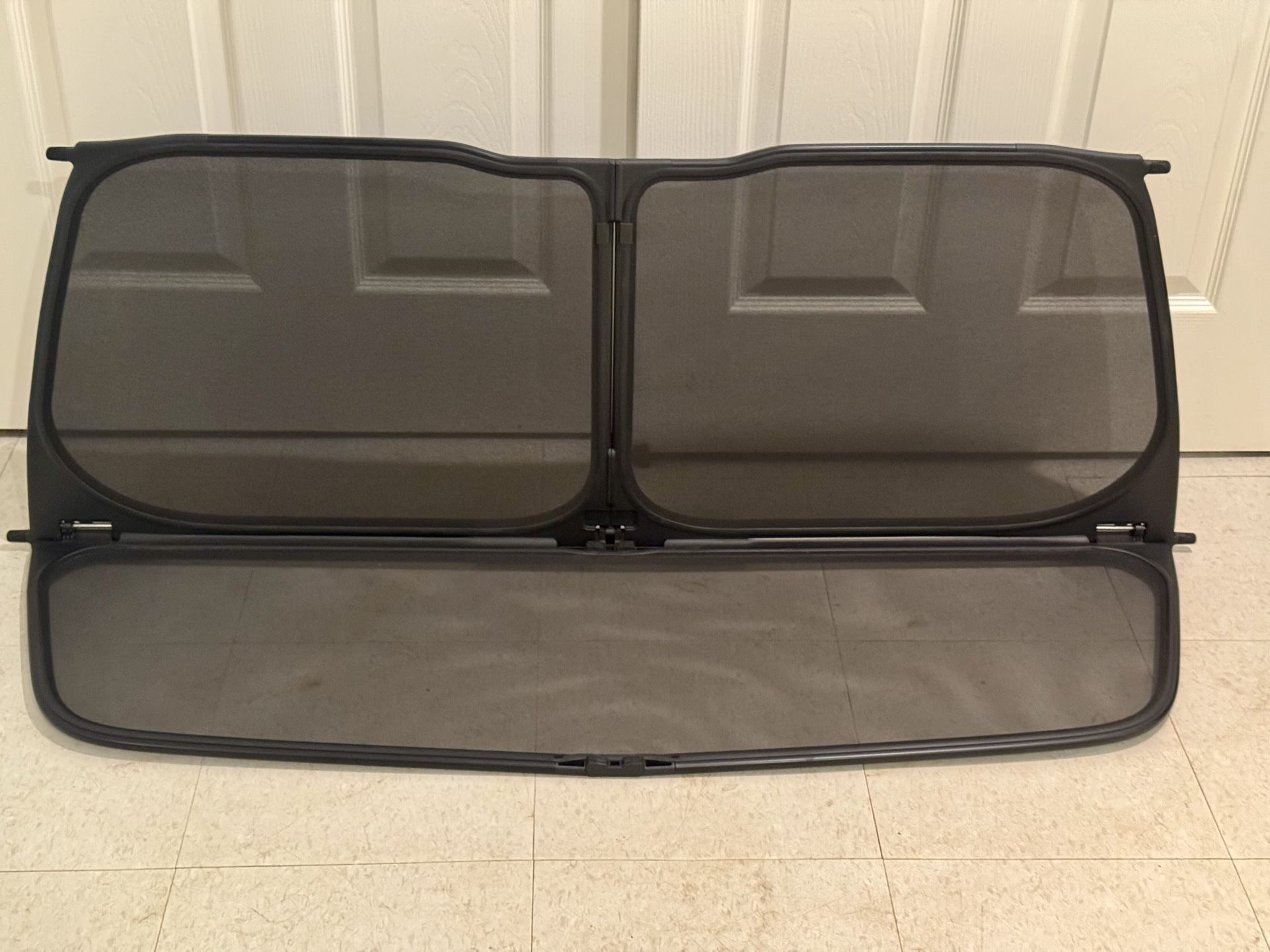 Audi A5 Convertible Wind Deflector and Case - NEVER USED