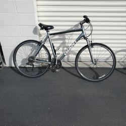 "GIANT" Mountain Bike