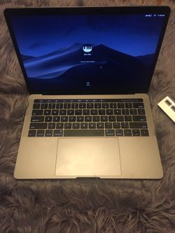 MacBook Pro 2017 W/touchbar