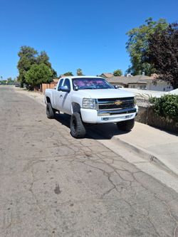 Chevy truck 2008