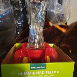HUMMING BIRD FEEDER