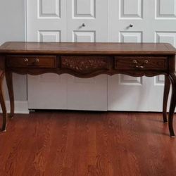 vintage French Provincial style console/sofa table