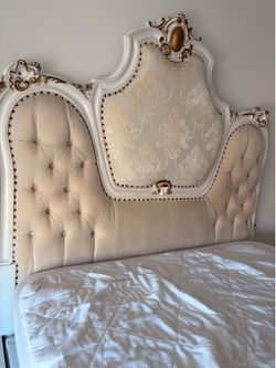 Queen size bed