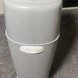 Diaper Genie 