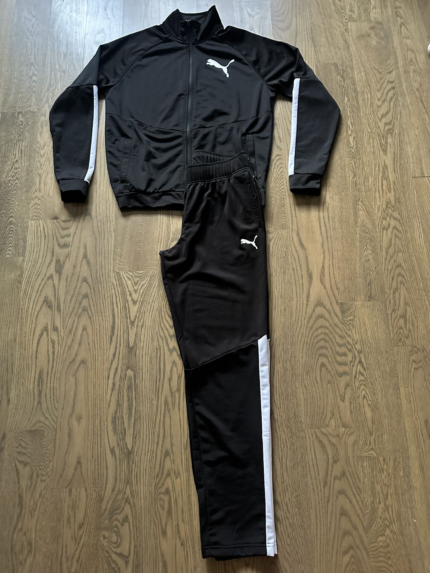Mens Puma Track Suit Size Medium