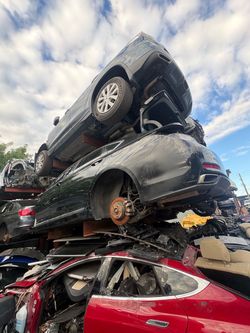 ✅2017-2020 Génesis G80 Car for Parts✅
