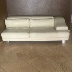 White Leather Couch/sofa 