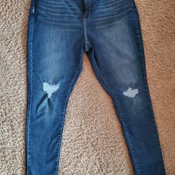 Levi Strauss High Rise Super Skinny  Nwot