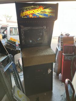 Atari Asteroids Arcade Machine