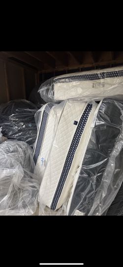 Mattress And Lovesacs