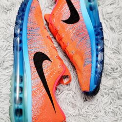 Size 12 Nike Flyknit Max Bright Crimson Blue 2013 620469-600.
