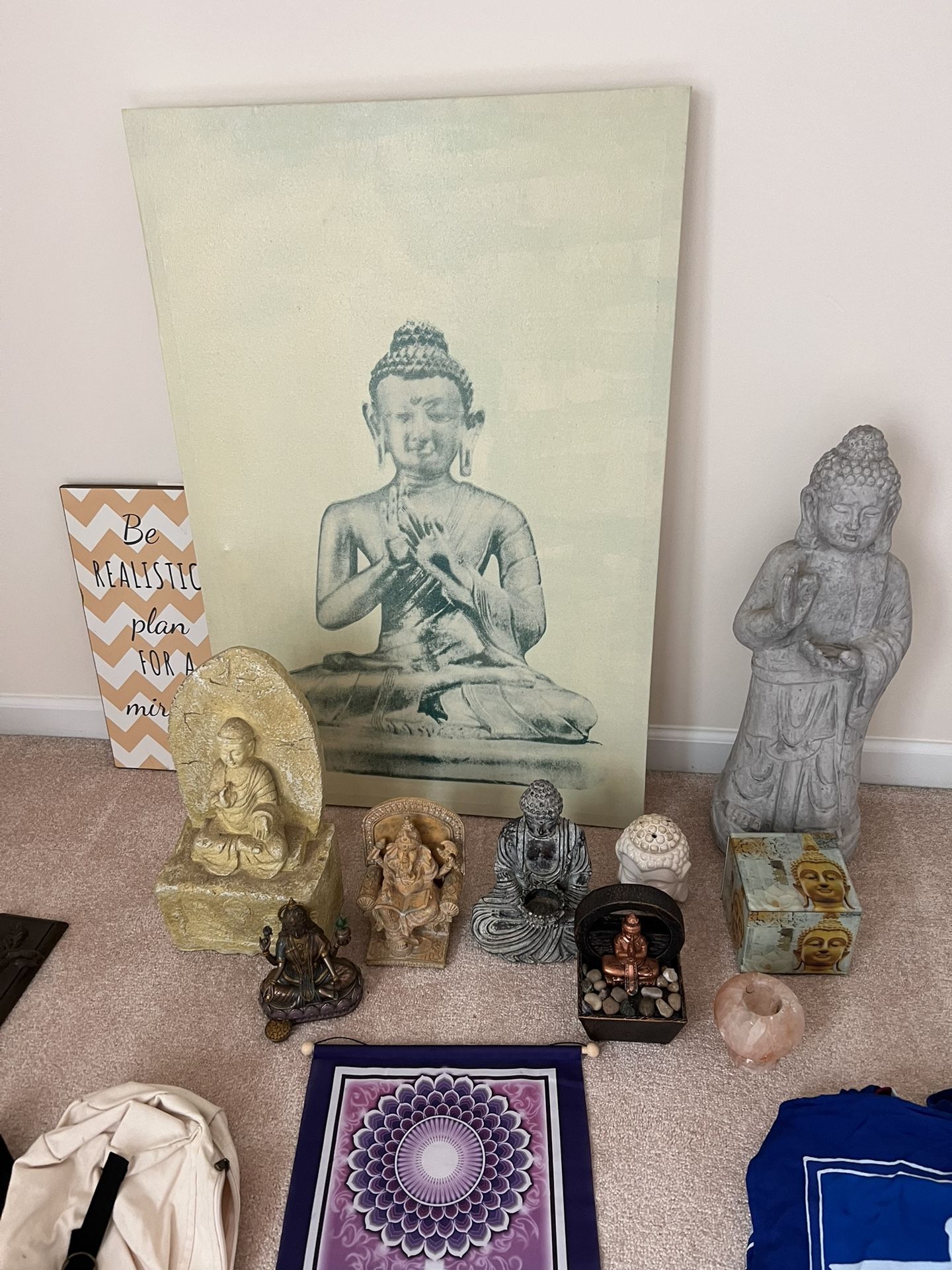Yoga Studio & Home Decor