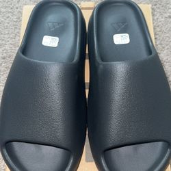 Yeezy Slide 