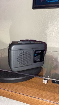 Portable cassette player Jensen