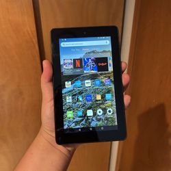 Amazon fire tablet 5 - 7inch 