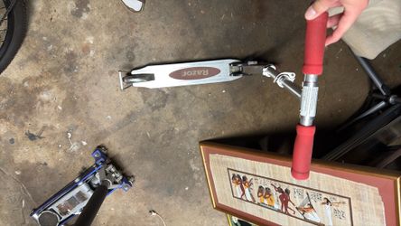 Razor scooter