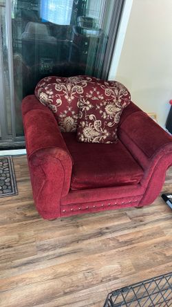Small sofa burgundy