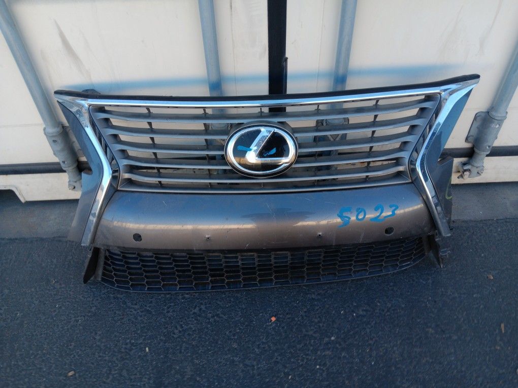 Lexus RX350 Grille