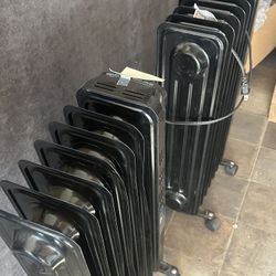 NEW Calentones De Acordeon Black SALE  $25 Each 🍀