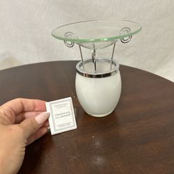 White Barn Fragrance Oil Warmer