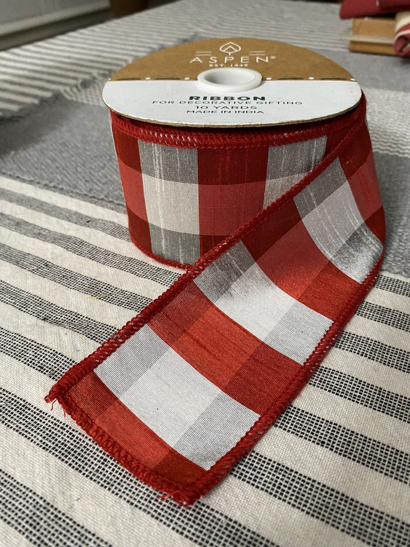 NEW Wired Holiday Ribbon