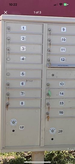 Mail Box Unit Needs Some Repair / 2 Missing Keys