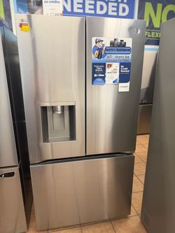 LG 26 Cu Ft Smart Counter-Depth MAX French Door Refrigerator with 4 types of ice ( LRYXC2606S)