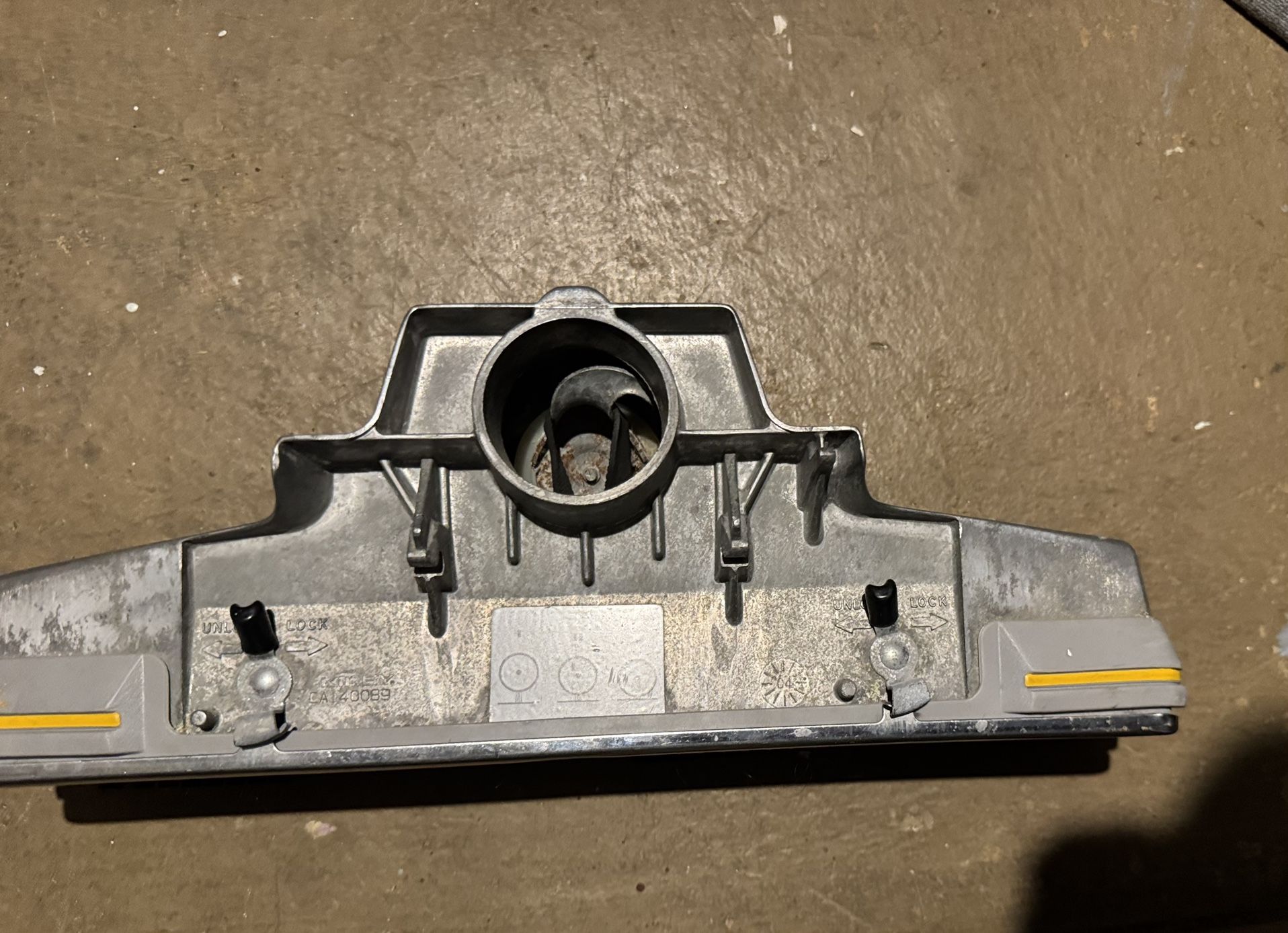 KIRBY FLOOR NOZZLE ASSEMBLY
